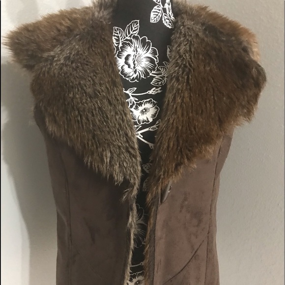 Fever 2 Way Reversible Faux Fur Faux Suede Vest Teddy Bear Brown Sz Med NEW - Picture 3 of 13